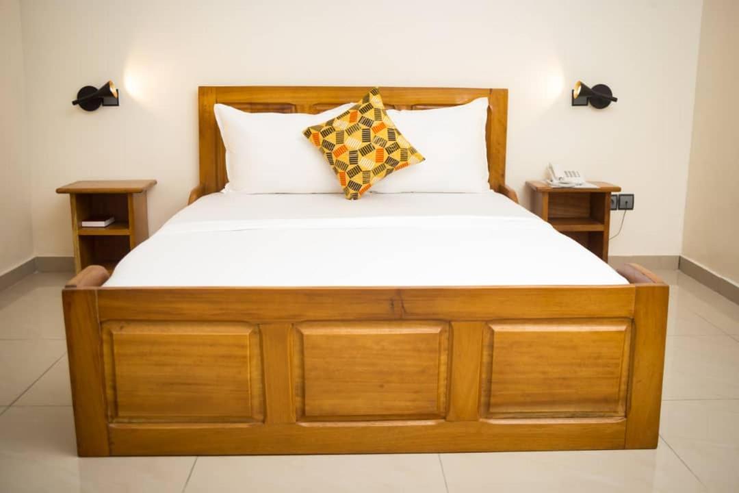 Elogia Hotel Lome Ngoại thất bức ảnh